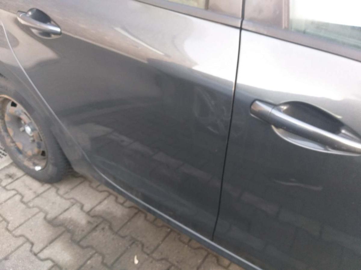 Peugeot 208 original T&uuml;r hinten rechts KTP Grau Shark Rohbau Bj.2015